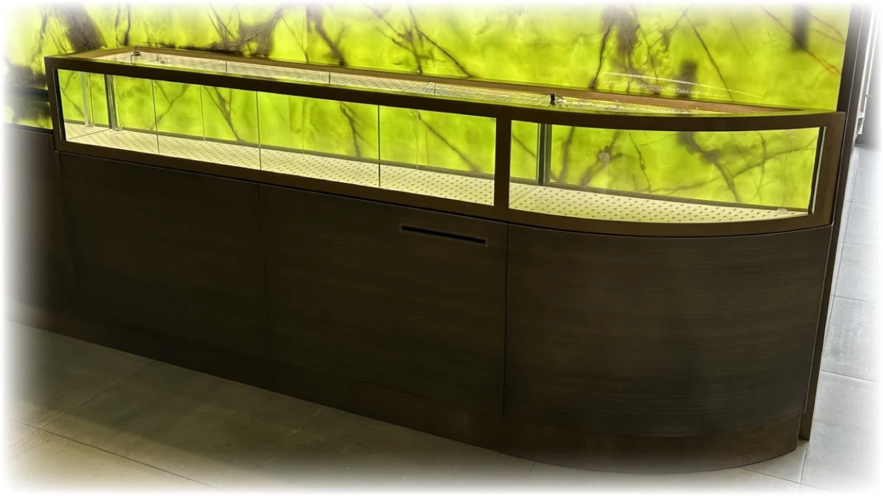 Круглый аквариум для морепродуктов